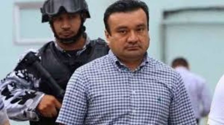 Muere condenado por feminicidio y peculado en Tabasco