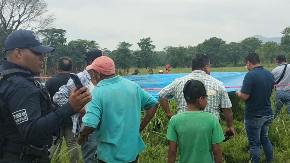 Rayo mata a niño de 11 años y a su tío en Las Choapas tras ir a comprar útiles escolares