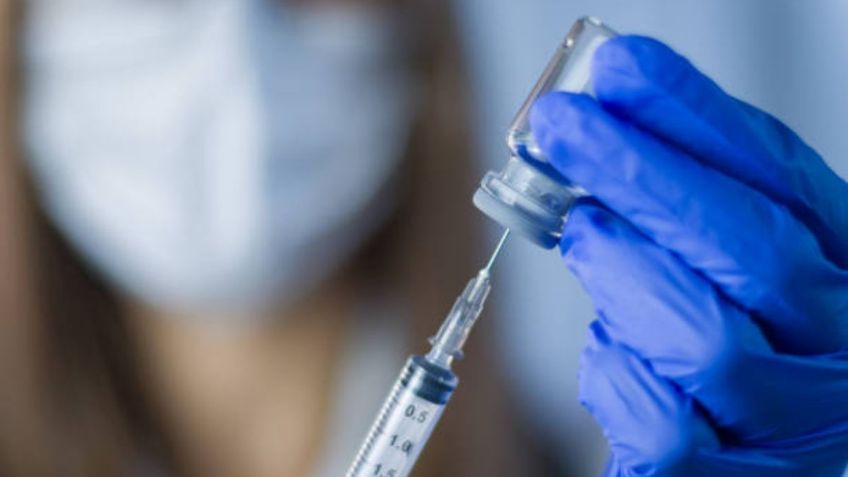 Cofepris aprueba vacuna de Pfizer contra nueva variante de Covid-19
