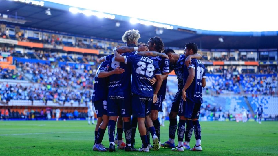 En 1999 Grupo Pachuca firmó un contrato de comodato con el gobierno de Hidalgo para hacer uso del estadio Hidalgo