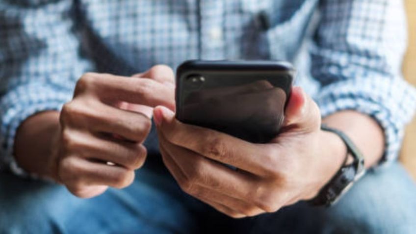 AT&T evalúa salir de México tras no ganar terreno frente a Telcel: Bloomberg