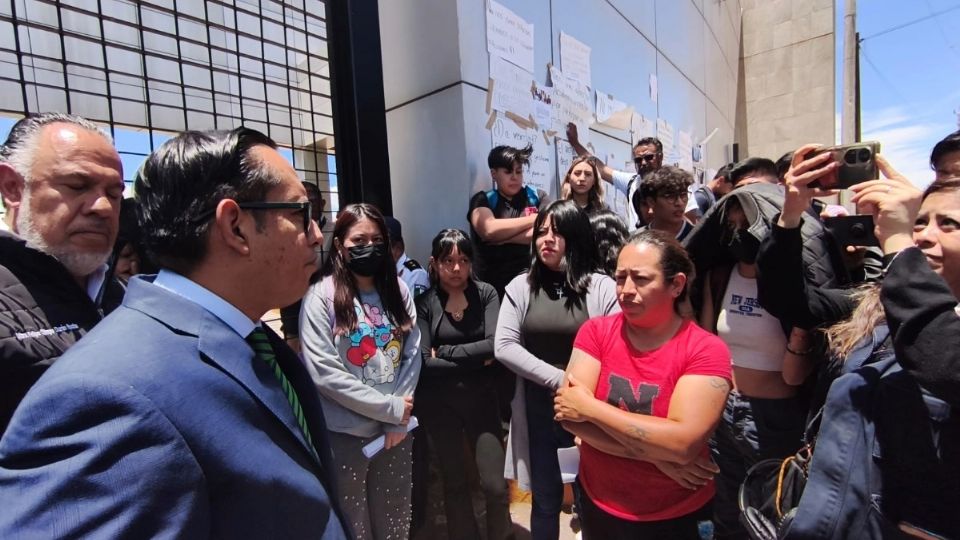 Los estudiantes realizaron una manifestación pacífica esta mañana