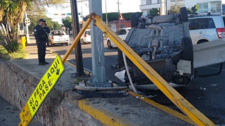 Volcadura en Malecón del Río, ¿Qué pasó?