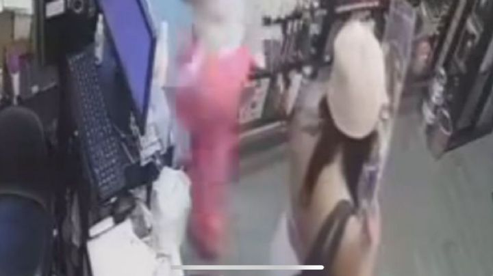 Mujer roba extensiones de cabello en el centro de León