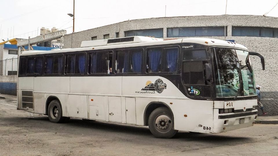 La empresa de autobuses dijo tener autorización de la SICT