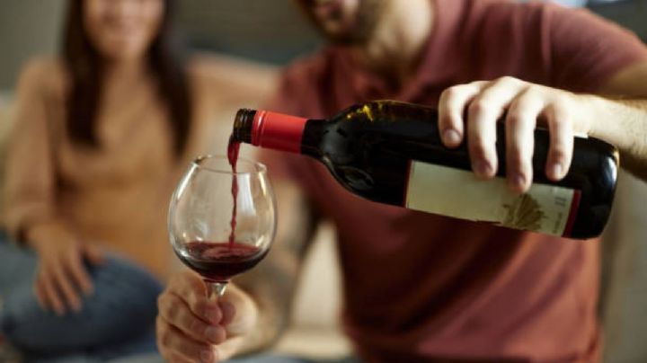 Vinos buenos, bonitos y no tan caros: guía para beber bien sin romper el cochinito