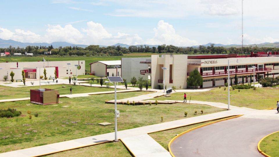 La UPT seguirá contratando al profesor pese a los señalamientos en su contra