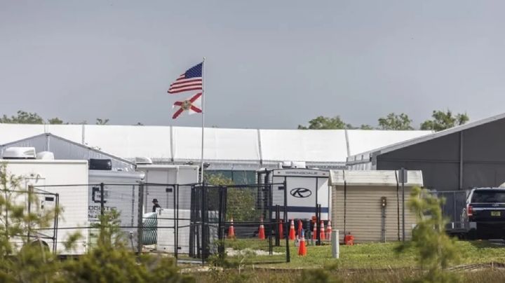 Jueza frena Alligator Alcatraz: polémico centro migratorio de Trump por daño ambiental