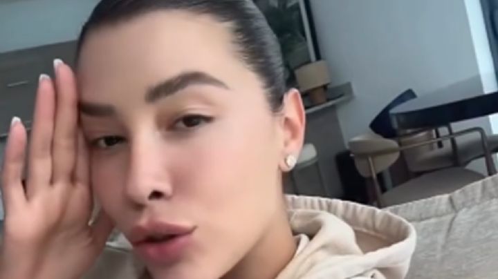 Hija de Luis Miguel alarmó a sus seguidores al aparecer usando muletas; esto reveló sobre su salud