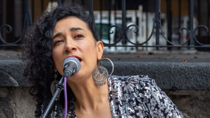 Flor Amargo canta dentro de la fuente de Coyoacán y vecinos reaccionan