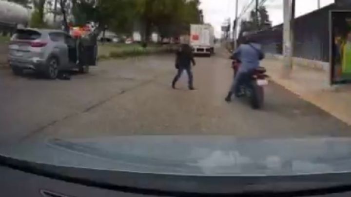 Violento asalto frente a la Bacardí en la México-Querétaro; ladrones huyen con mochila