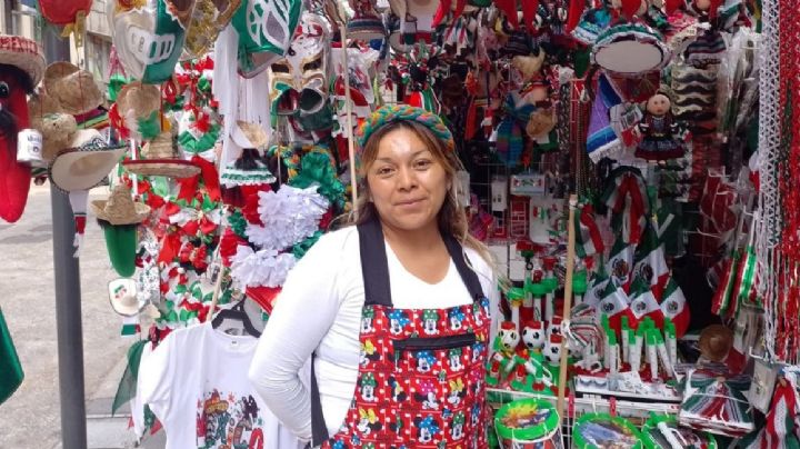 Entre música y banderas, migrantes viven el primer Grito encabezado por una presidenta