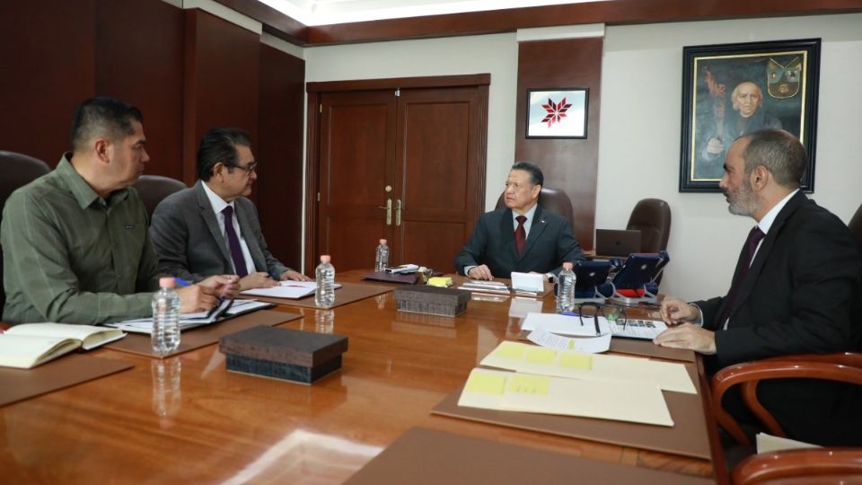 El gobernador supervisó también el plan operativo que desarrollará el Gabinete de Seguridad durante los festejos patrios