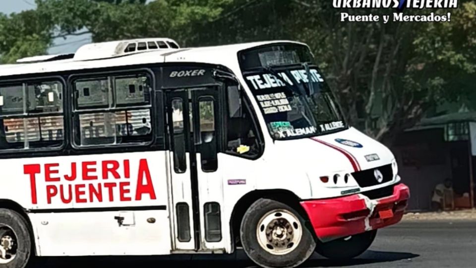 Denuncian por acoso a un chofer del camión Tejería-Puente en el puerto de Veracruz