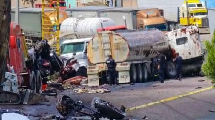 Choque entre pipa y tráiler en carretera Durango - Zacatecas deja un muerto