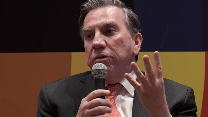 No otorgar la suspensión en concesiones, licencias o permisos “sí mata al amparo”: exministro