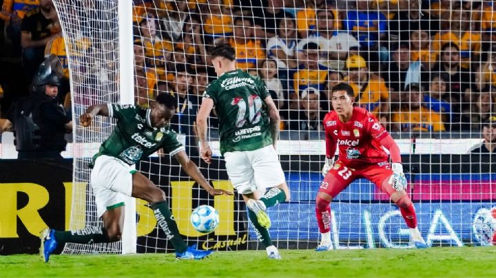 “El Gato” García es el portero líder de atajadas en la Liga MX