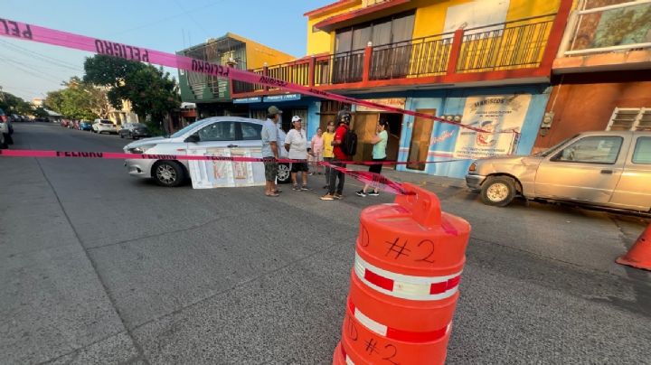 "Meses con apagones" vecinos de la colonia Formando Hogar en Veracruz bloquean calles