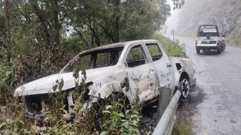 Camioneta con posibles restos humanos es localizada en Mixtla de Altamirano, Veracruz