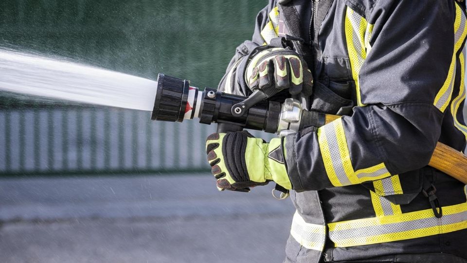 Bomberos tardaron unas horas en controlar el incendio tras la explosión