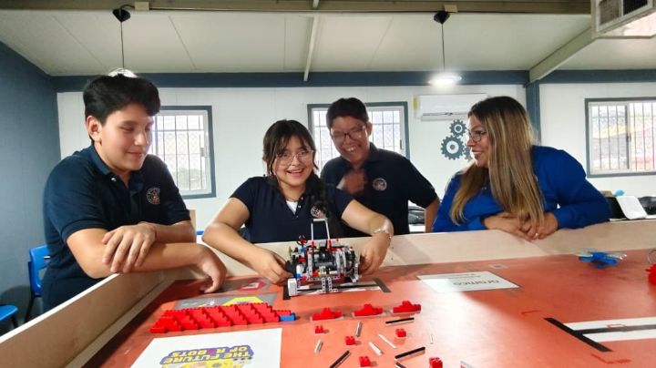 Estudiantes de Nogales competirán en torneo continental de robótica