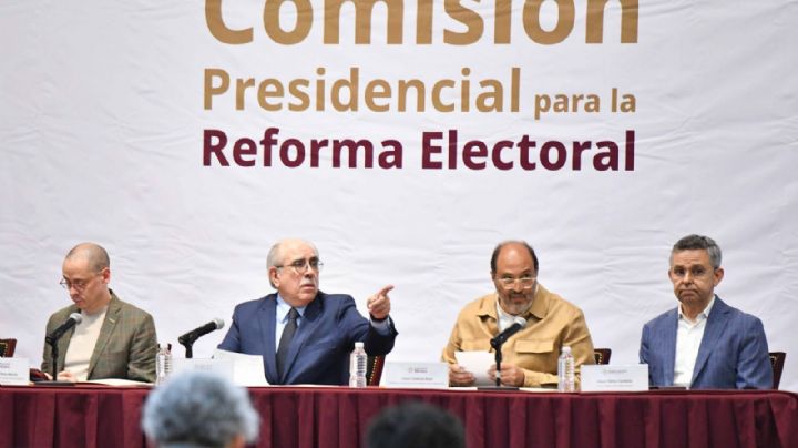 Acusan “farsa” en audiencias de reforma electoral
