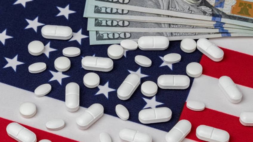 Trump impone arancel de 100% a medicamentos