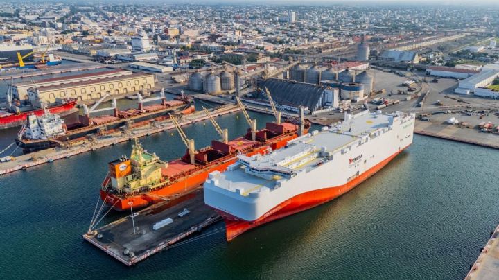 Red de marinos huachicoleros, con recursos y armas para seguir operaciones: FGR