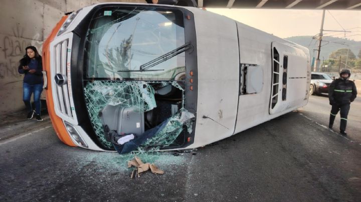 Mortal volcadura de camión en Iztapalapa deja 5 heridos; detienen al chofer