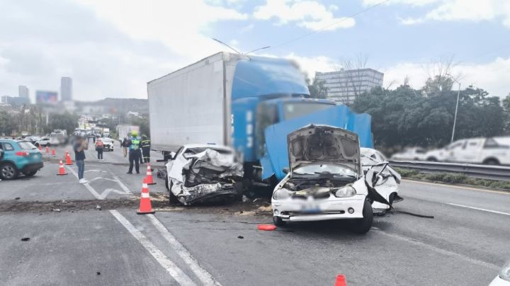 México-Querétaro: choque múltiple deja 15 heridos y un muerto
