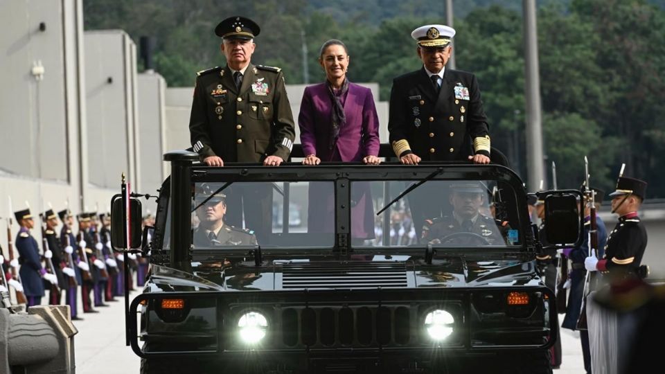 En el evento se graduaron más de 15 mil elementos y se anunció la incorporación de nuevos estudiantes nacionales y extranjeros.