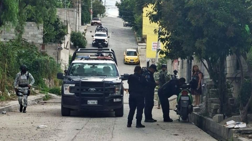 Autoridades llevan a cabo un operativo para dar con los responsables