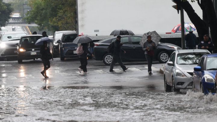 Huracán Lorena "impacta" a la CDMX; emiten Alerta Amarilla y AICM lanza aviso por vuelos