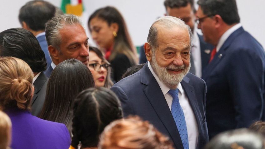 Carlos Slim y Pemex firman contrato petrolero para campo Ixachi por hasta mil 991 mdd