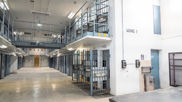 Florida inaugura polémico centro de detención migratoria "Deportation Depot"