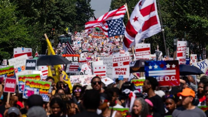 Residentes de Washington protestan por acoso federal a migrantes y detenciones