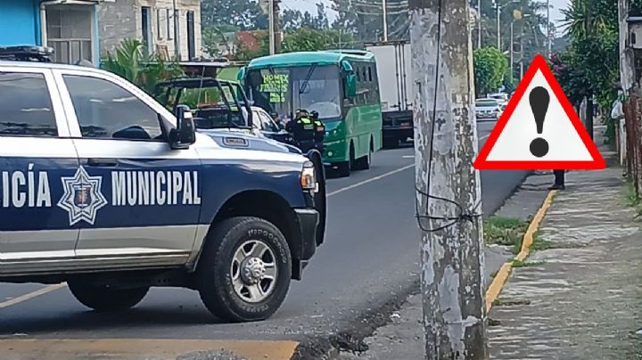Al interior de un autobús, matan a balazos a mujer en Córdoba