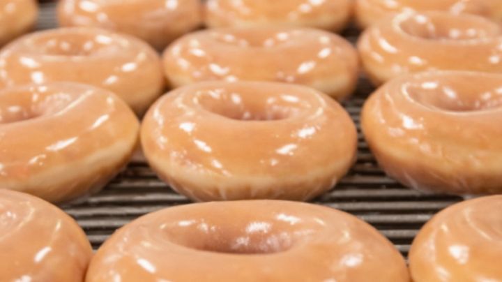 Krispy Kreme busca entrar a supermercados en EU tras fracaso de negocio con McDonald's: NYT