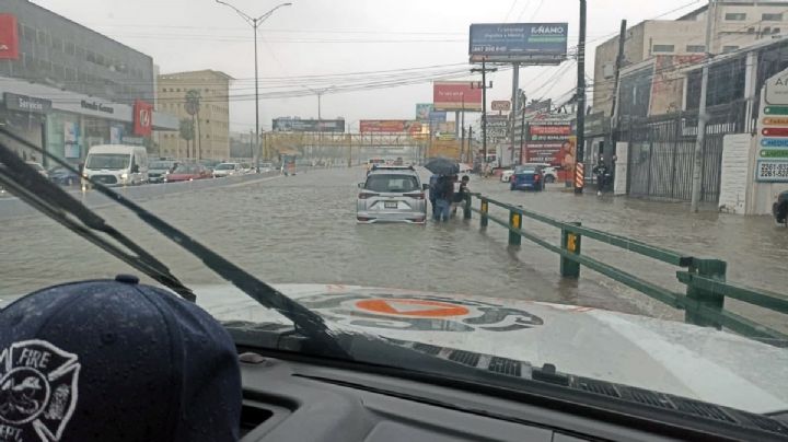 Lluvias en NL: Abren compuertas de presa, clases por línea y afectaciones