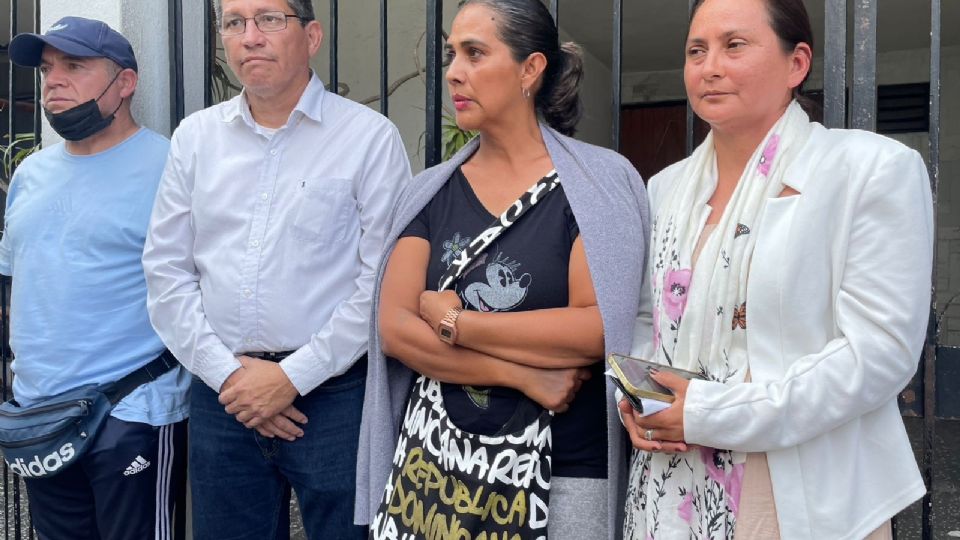 Familiares narraron que algunos de ellos quisieron ayudar con un extintor pero resultaron con severas lesiones, otros se acercaron porque tenían que evidenciar para su trabajo lo que estaba ocurriendo
