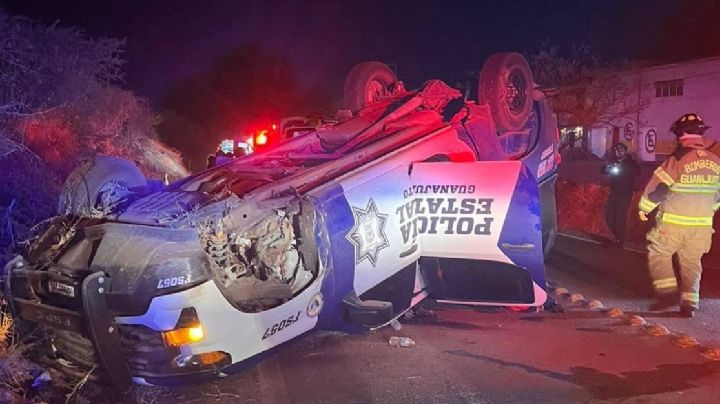 Se vuelca patrulla en Guanajuato capital; hay 3 agentes lesionados