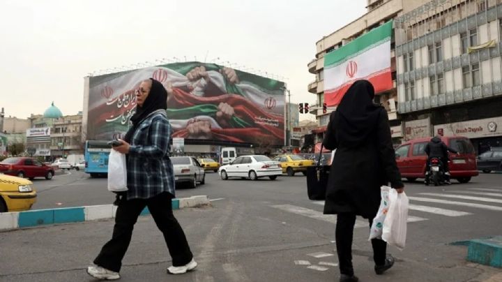 El día que la periodista italiana Oriana Fallaci enfrentó al Ayatolá Jomeini en Qom, Irán