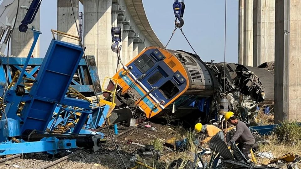 El accidente dejó decenas de muertos