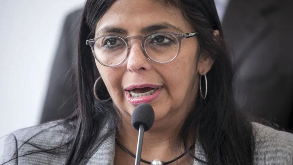 Delcy Rodríguez defendió el derecho de Venezuela de poder celebrar relaciones comerciales con todos los pueblos del mundo.