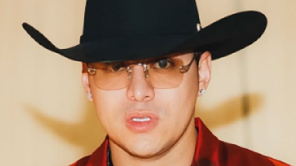 Una serie de publicaciones relacionadas con Yeison Jiménez