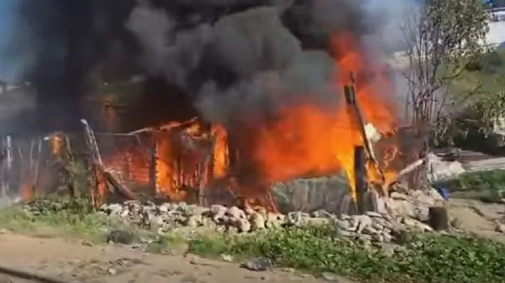 Incendio consume viviendas improvisadas en Tijuana; no se reportan víctimas