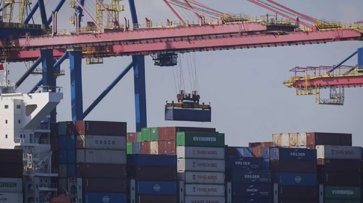 Trump retrasa un año los aranceles a muebles tapizados y de cocina en medio de negociaciones comerciales