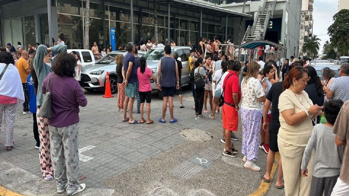 Desalojan hoteles y viviendas de Acapulco por sismo de magnitud 6.5