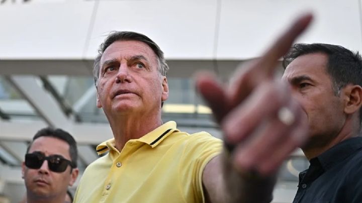 Bolsonaro deja el hospital y es trasladado nuevamente a la cárcel