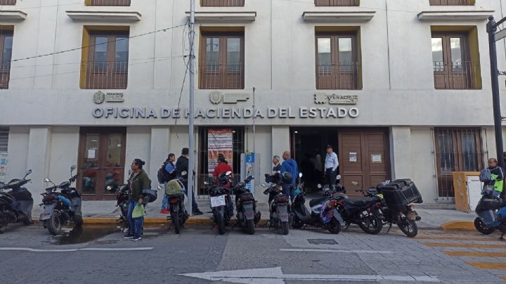 SEFIPLAN Veracruz contrata personal por reemplacamiento; sueldo de hasta 13,600 pesos y requisitos